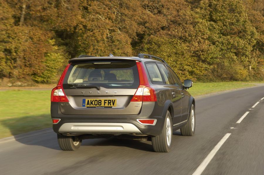 Volvo XC70 2010 года  (фото 58 из 58)